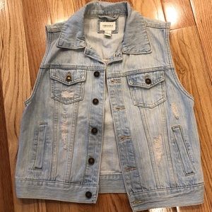 NWOT Light Wash Denim Vest
